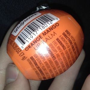 Meet your Posher, Ella