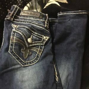 Rock revival skinny size 27 HoLd