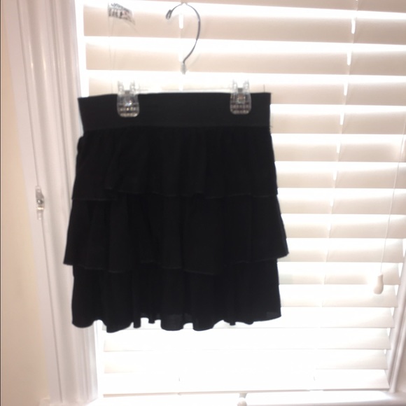 Black layered skirt