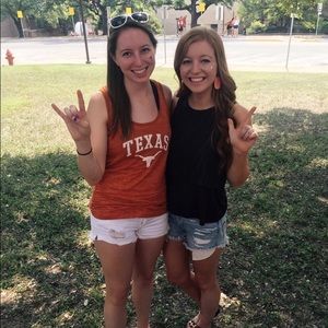 Meet your Posher, Cortney