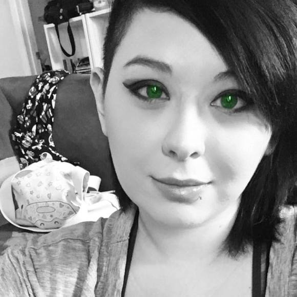 Meet your Posher, Dev - Picture 1 of 1