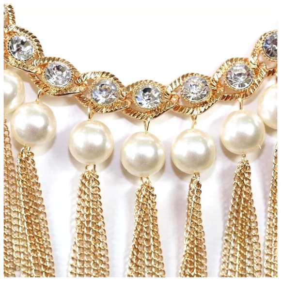 Austrian Crystal Necklace - Picture 3 of 4