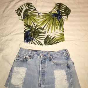 Brandy Melville floral crop