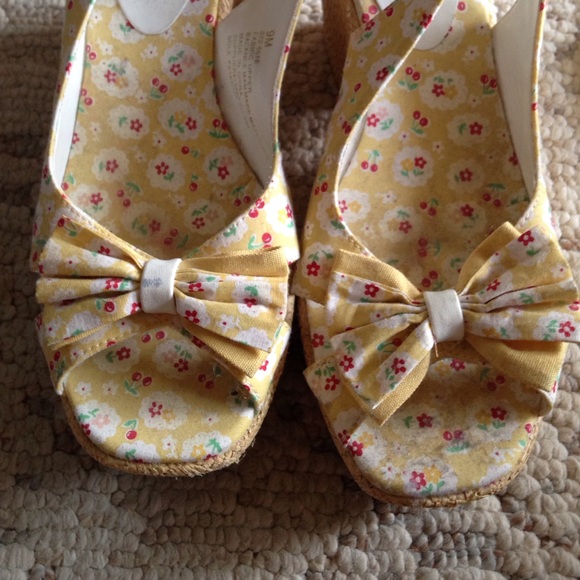 SOLD! - Picture 3 of 3