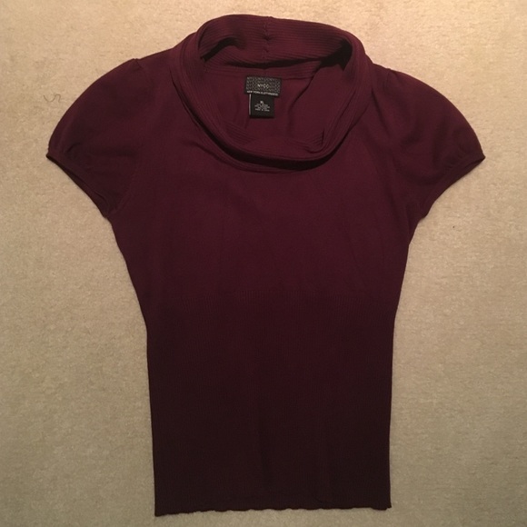 Wine Short Sleeve Sweater