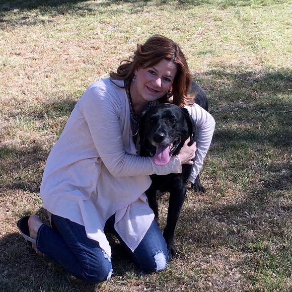 Meet your Posher, Charissa