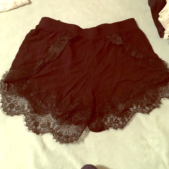 High waits lace shorts