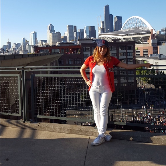 Meet your Posher, Maria - Picture 2 of 3