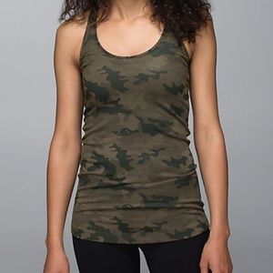 🍋 Lulu Lemon RARE camo racerback tank!