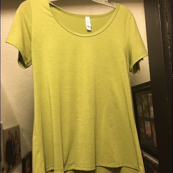 Lularoe classic tee