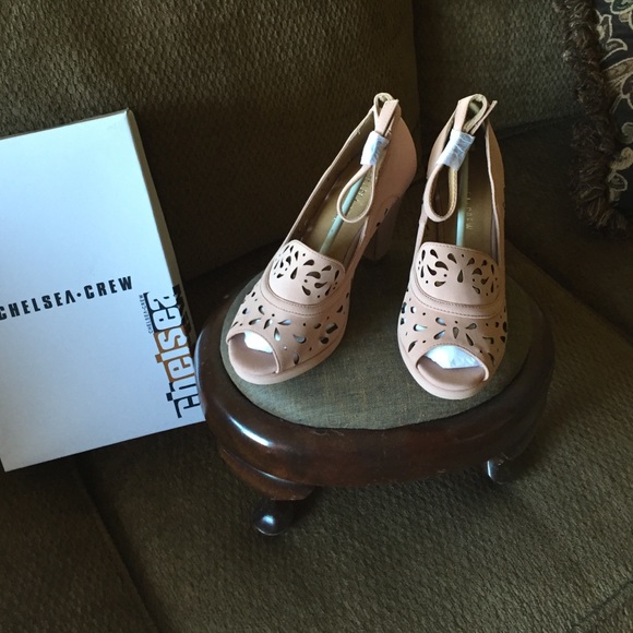 Brand new never worn adorable eyelet swede shoes