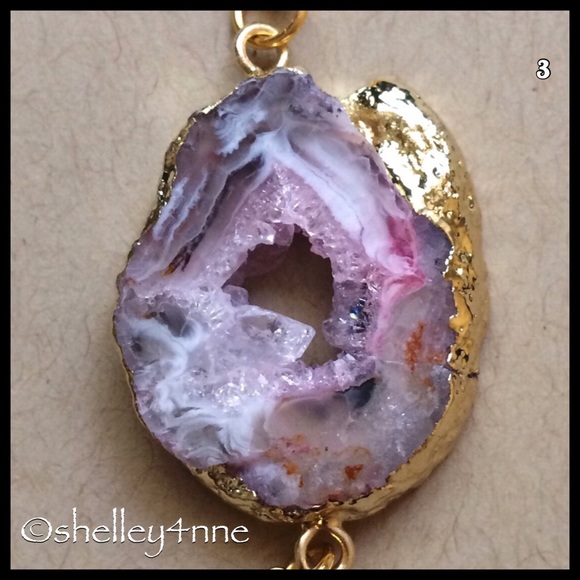 Agate Feather Necklace - Picture 2 of 4