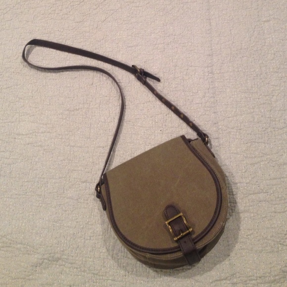Olivia Miller Handbags - 💕💕Crossbody Bag