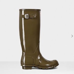 Tall gloss hunter boots