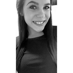 Meet your Posher, Lizzie