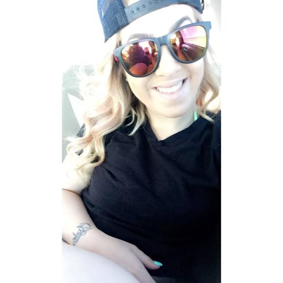 Meet your Posher, Tara