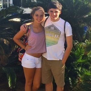 Meet your Posher, Lily