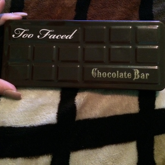 Too faced chocolate and tamanna dress your face - Picture 3 of 4