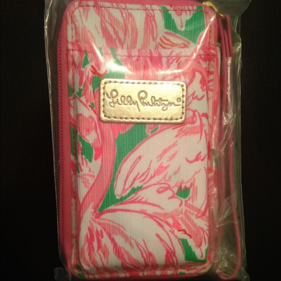 Lilly Pulitzer Accessories - NWT Lilly Pulitzer 'Pink Colony' Wristlet
