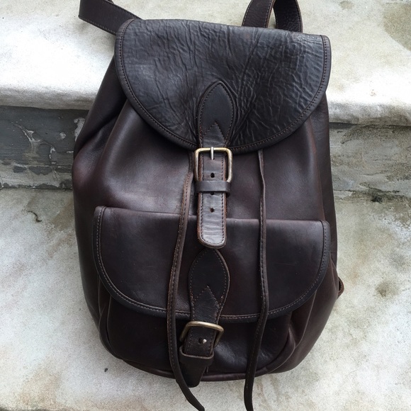 Vintage Handbags - Vintage THICK leather dark brown backpack large