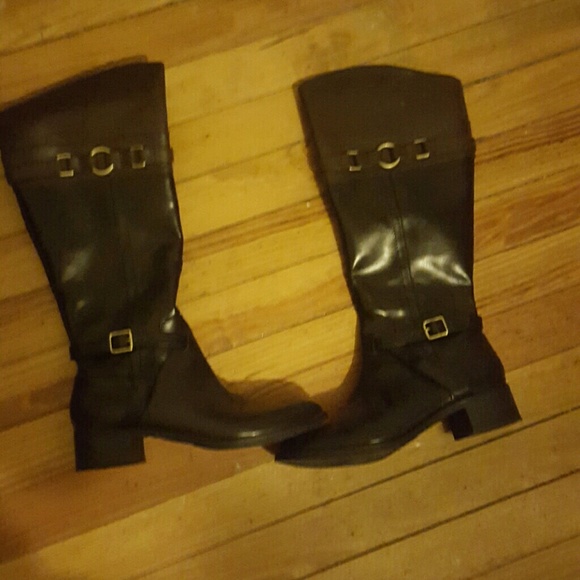 Nice boots - Picture 3 of 4