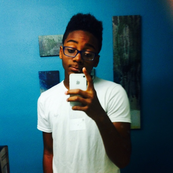 Meet your Posher, Justin - Picture 1 of 1