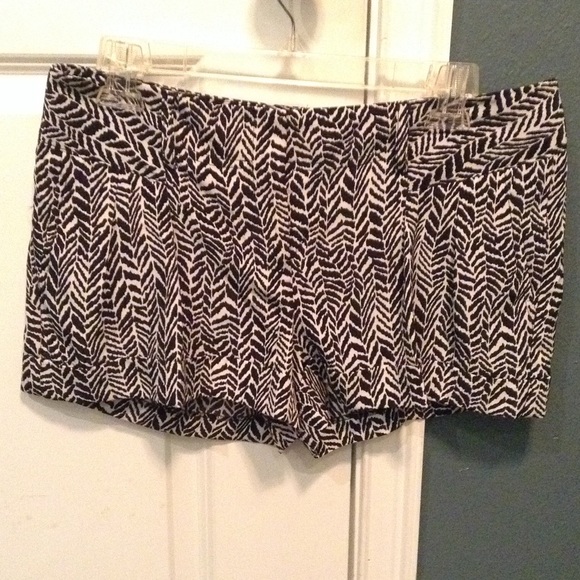Express shorts size 6
