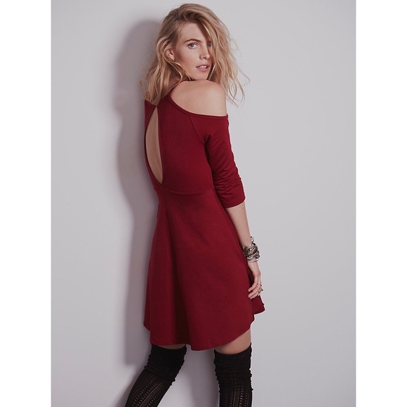 ❌SOLD❌ Free People cold shoulder dress - Picture 2 of 4