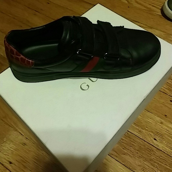 Childrens Gucci shoes