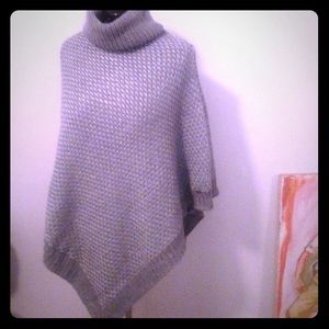 One Size Calvin Klein Sweater Poncho