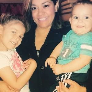 Meet your Posher, Leticia