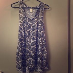 Black/white snakeskin print tank-dress