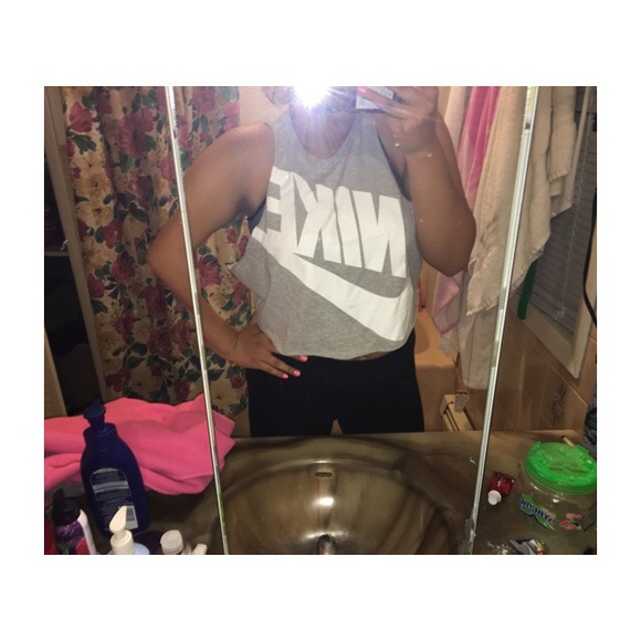 Nike muscle top/crop top