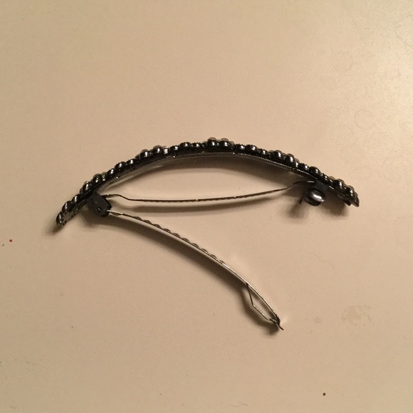 Hair clip - Picture 3 of 4