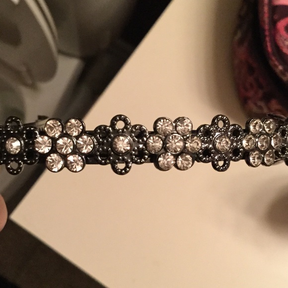 Hair clip - Picture 4 of 4
