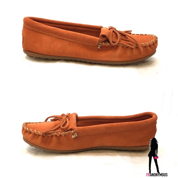 Minnetonka Nectarine Kitty Moc 7.5 - Picture 2 of 4