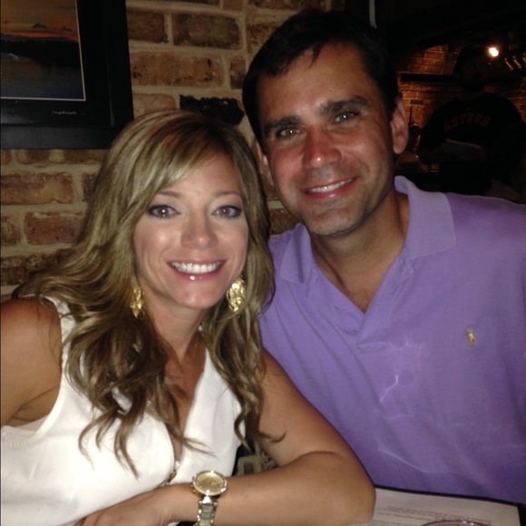 Meet your Posher, Britney - Picture 2 of 2