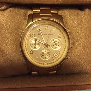Michael Kors Watch - Gold