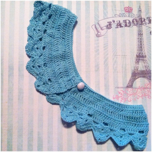 Handmade Mint Crochet Petal Peter Pan Collar