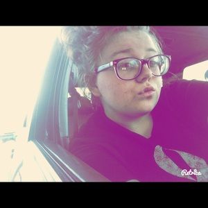 Meet your Posher, Gabrielle