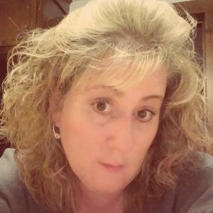 Meet your Posher, Vicky