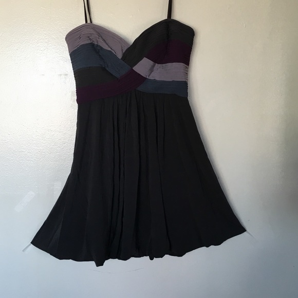 BCBGMaxAzria Dresses & Skirts - BCBG MAXAZRIA Strapless Dress Size 6