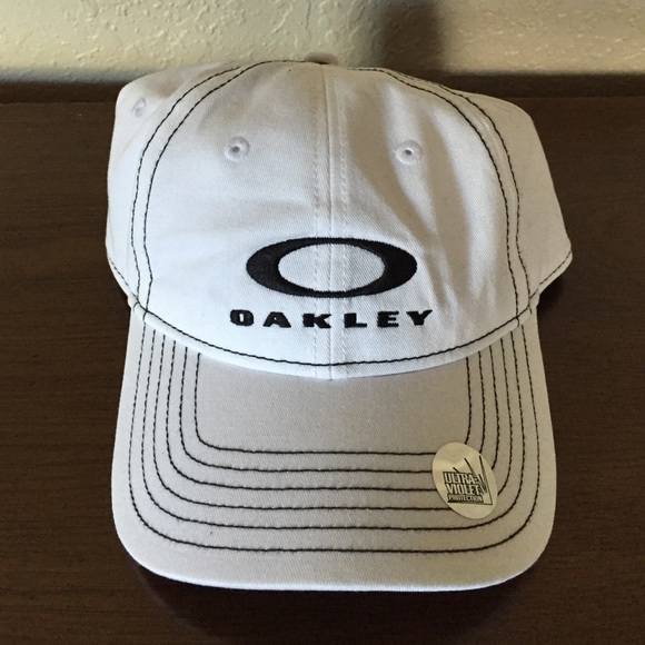 Oakley Men's SnapBack Hat