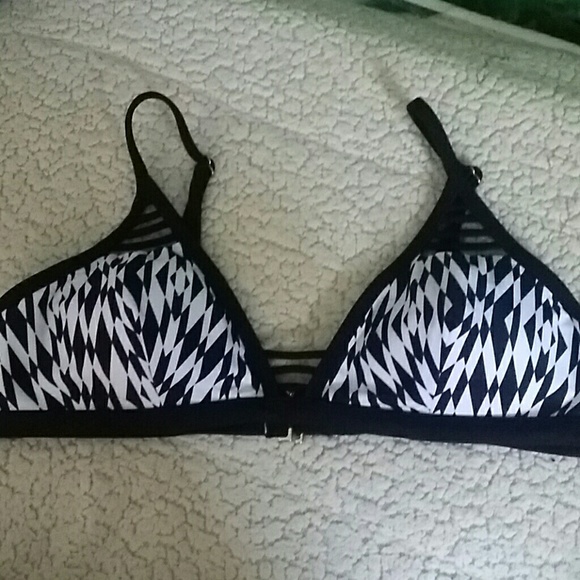 Bikini top