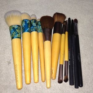 Lot of eco tools  makeup brushes(11)