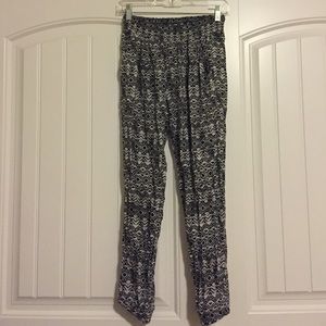 Aztec print genie pants from American Eagle!