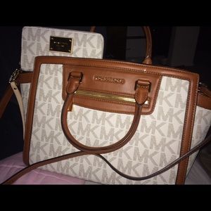 Michael Kors purse