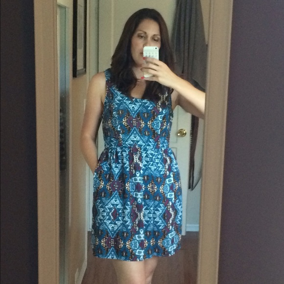 🎉SALE🎉 Aztec print sun dress with back netting