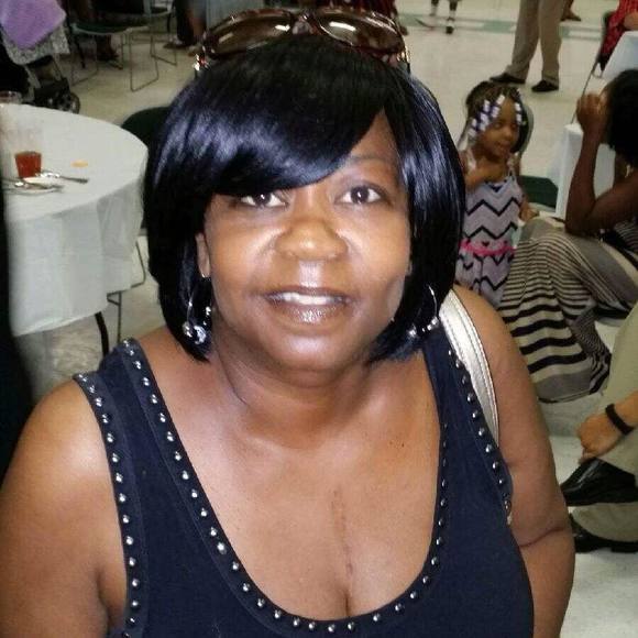 Meet your Posher, Linda