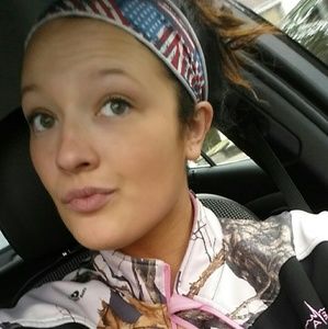 Meet your Posher, Kailee